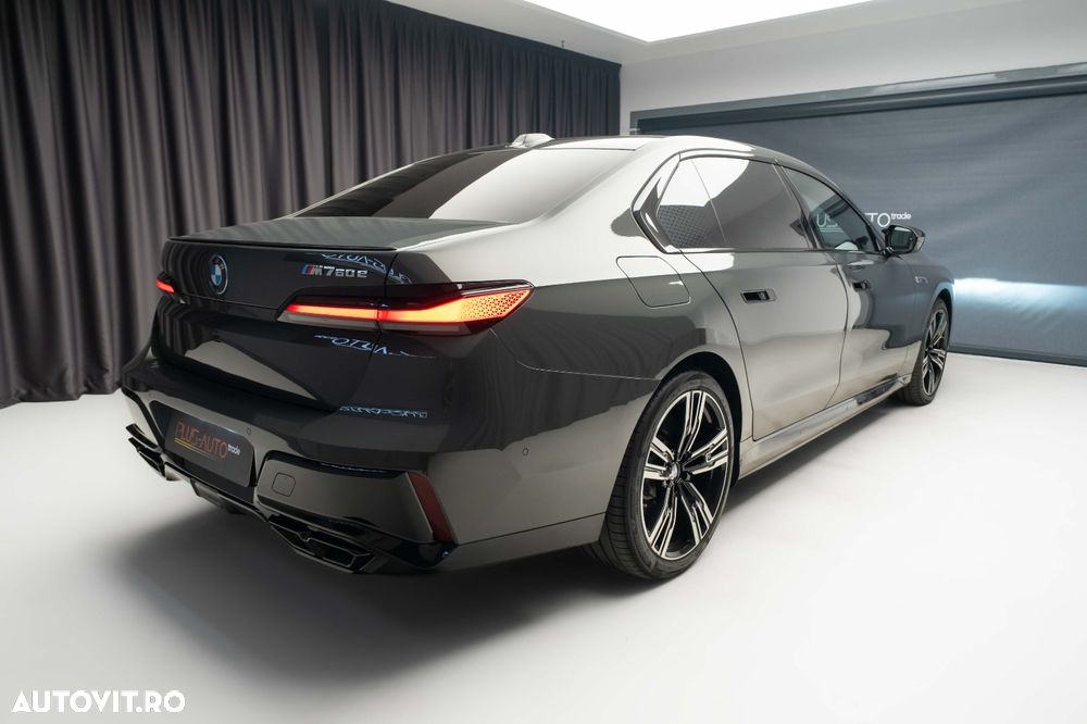 BMW M7 M760e xDrive AT PHEV - 15