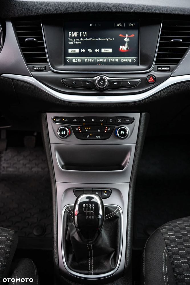 Opel Astra 1.4 Turbo Edition - 21