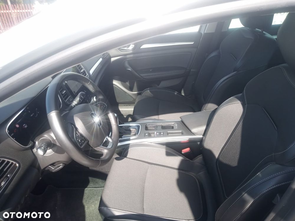 Renault Megane E-TECH 160 INTENS - 10