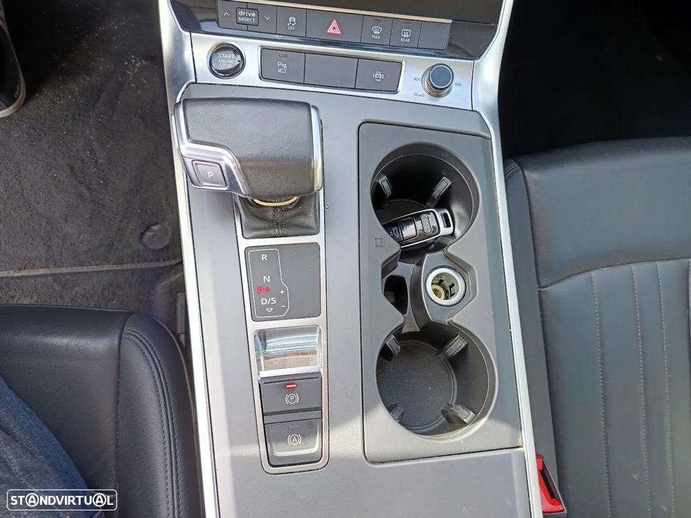Audi A6 50 TFSI e quattro S tronic design - 26