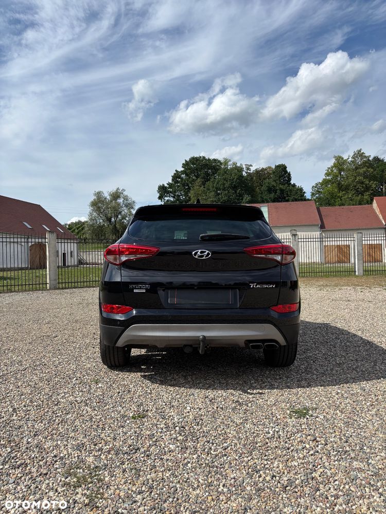 Hyundai Tucson 2.0 CRDI BlueDrive Style 2WD - 7