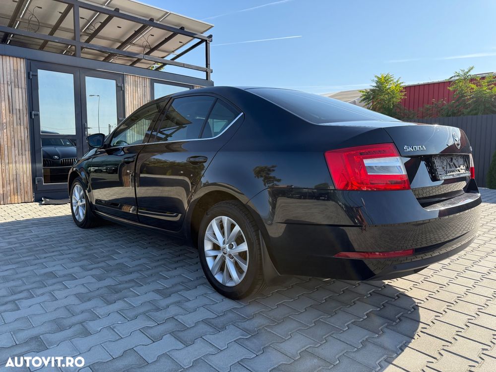 Skoda Octavia 2.0 TDI DSG Ambition - 7