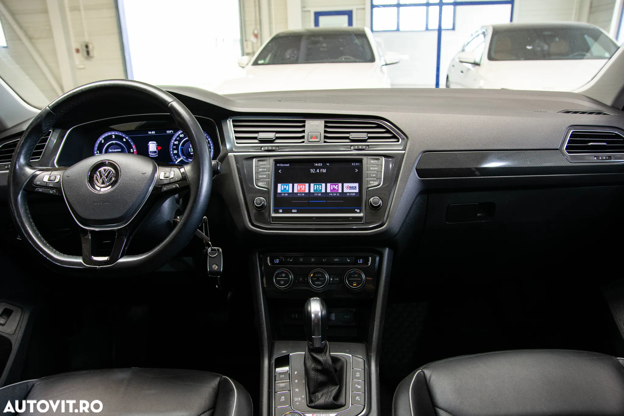 Volkswagen Tiguan 2.0 TDI SCR 4MOTION (BlueMotion Techn.) DSG Highline - 38
