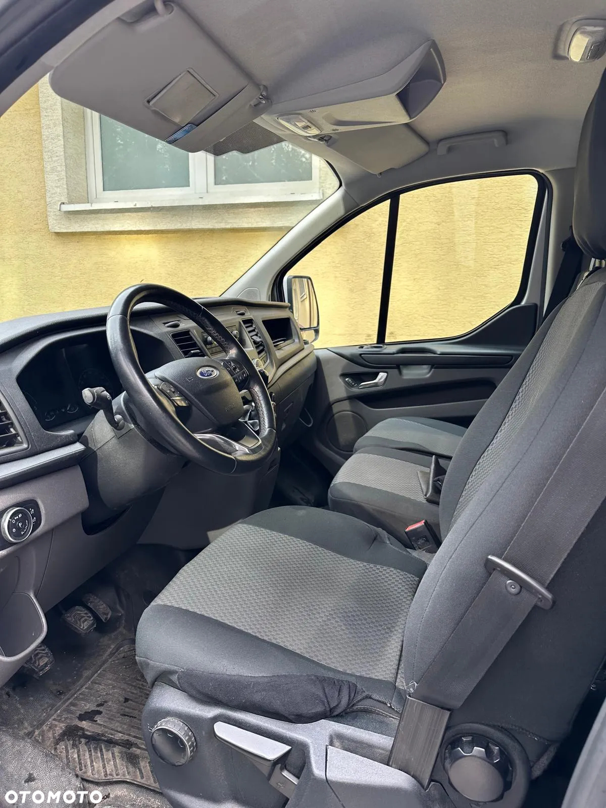 Ford Transit Custom - 12
