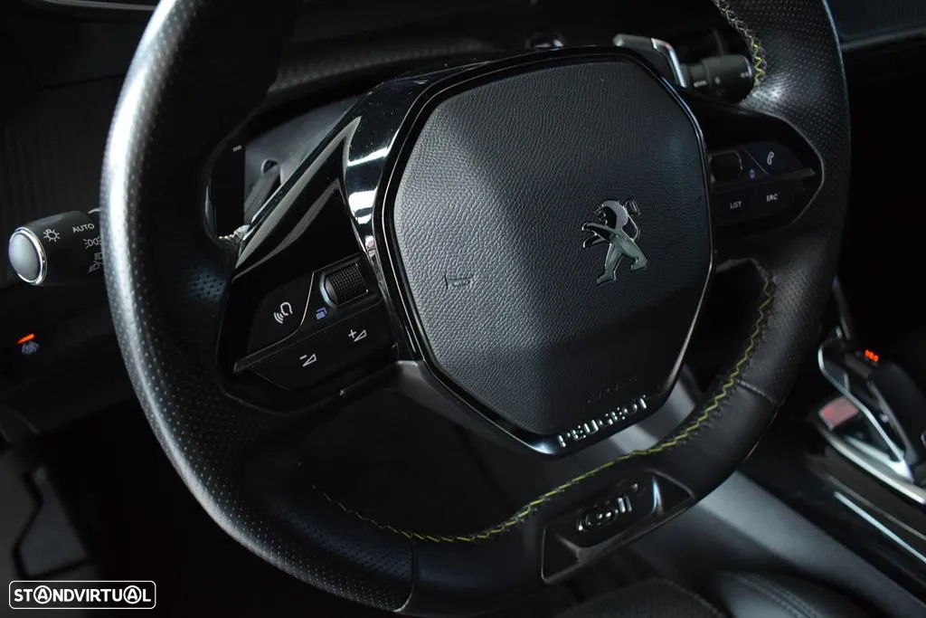Peugeot 2008 1.5 BlueHDi GT EAT8 - 8