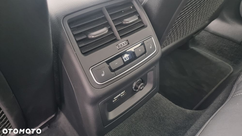 Audi A5 Sportback 45 TFSI quattro S tronic S line - 32