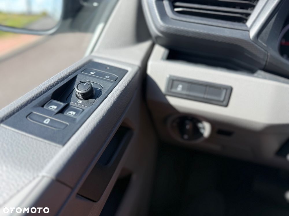 Volkswagen Transporter - 20