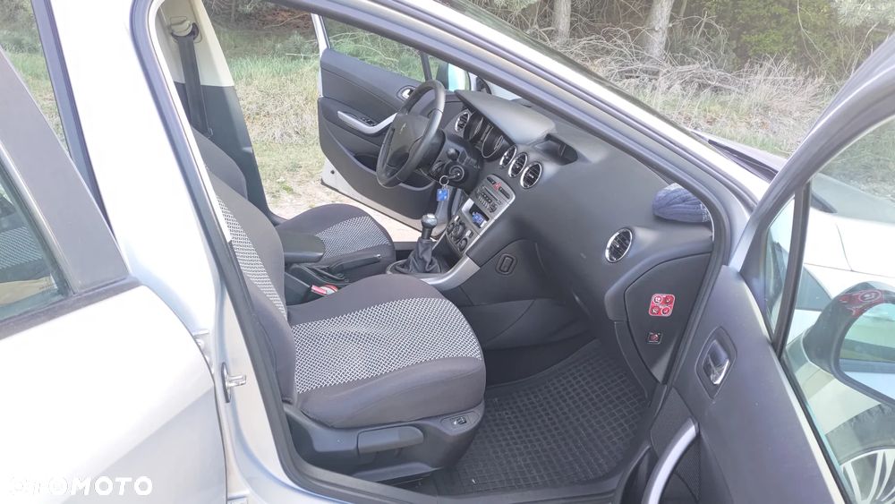Peugeot 308 1.6 Premium - 22