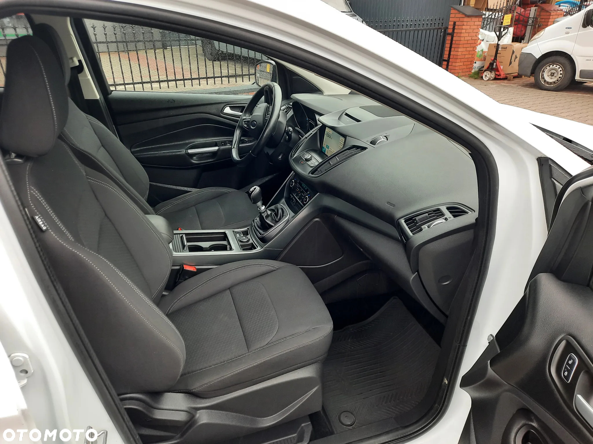Ford Kuga 2.0 TDCi AWD Edition - 11