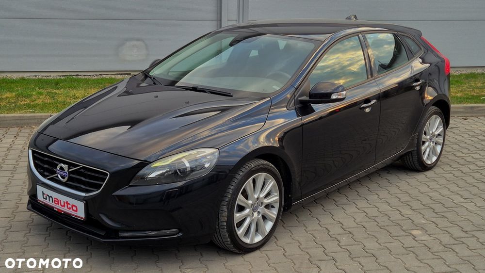 Volvo V40 T3 Momentum - 28