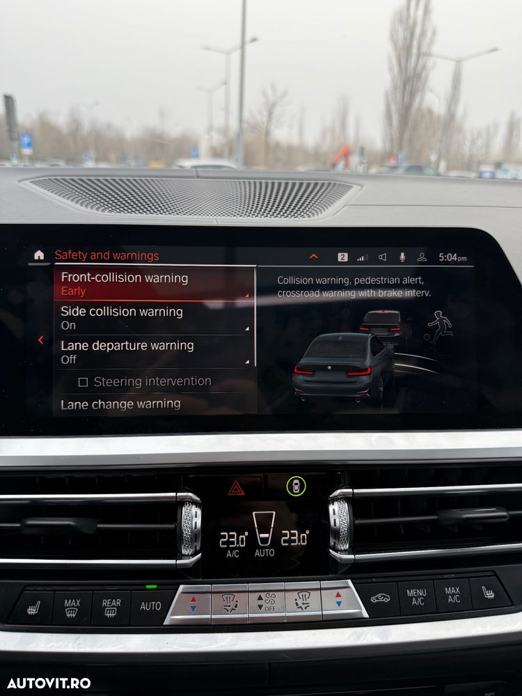 BMW 3 Series 2019 — imagine 14