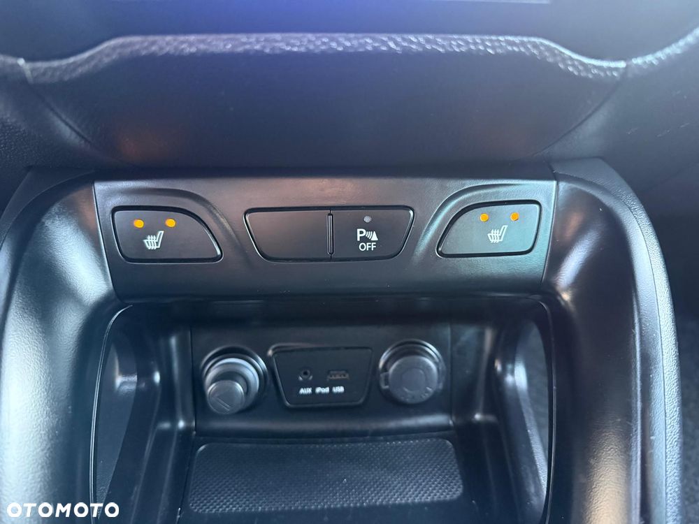 Hyundai ix35 2.0 2WD Style - 17