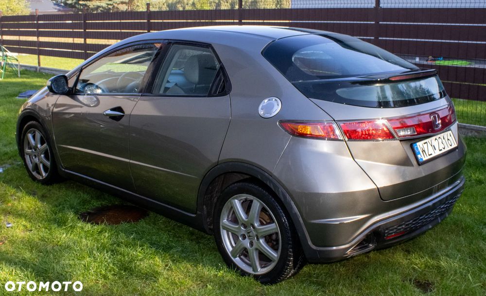 Honda Civic 1.8i-VTEC Comfort - 4