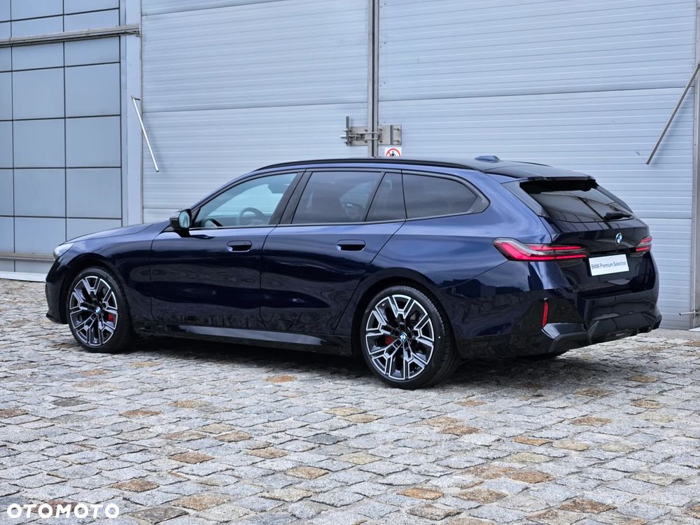 BMW Seria 5 540d xDrive mHEV M Sport - 8