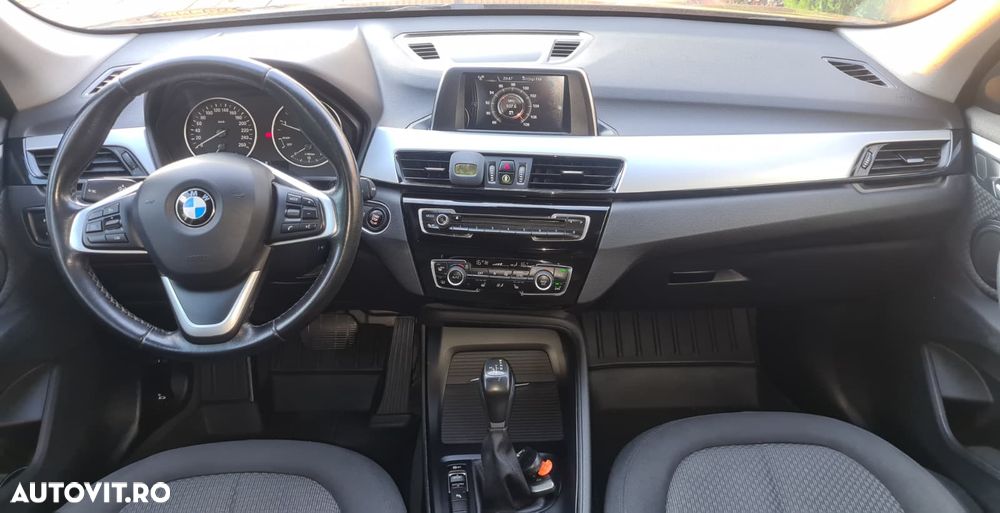 BMW X1 - 10