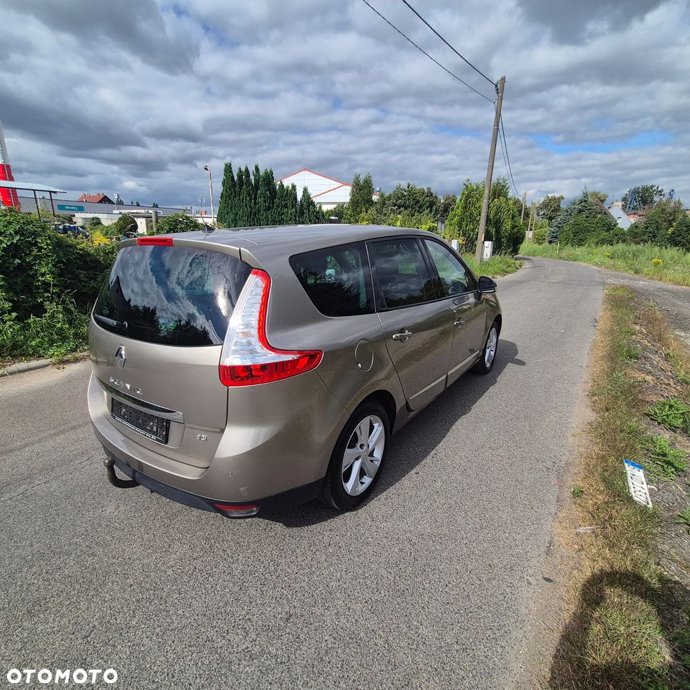 Renault Scenic 1.5 dCi Limited - 22