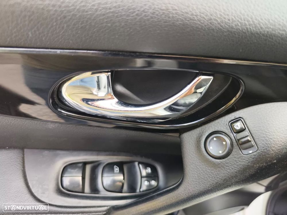 Nissan Qashqai 1.6 dCi Tekna Premium Xtronic - 25