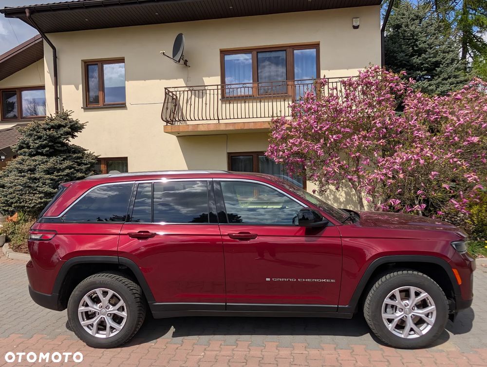 Jeep Grand Cherokee - 8