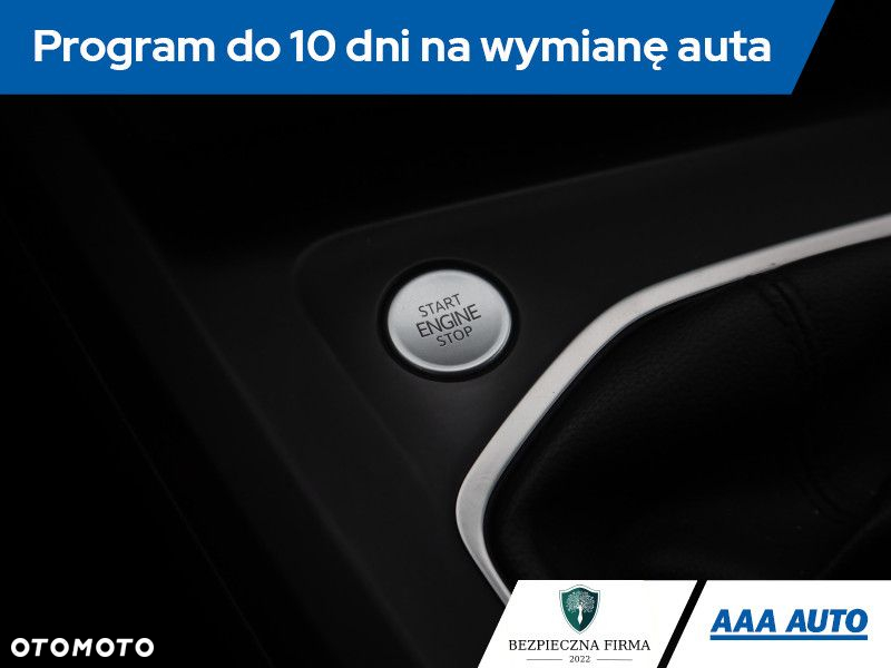 Volkswagen Golf - 19