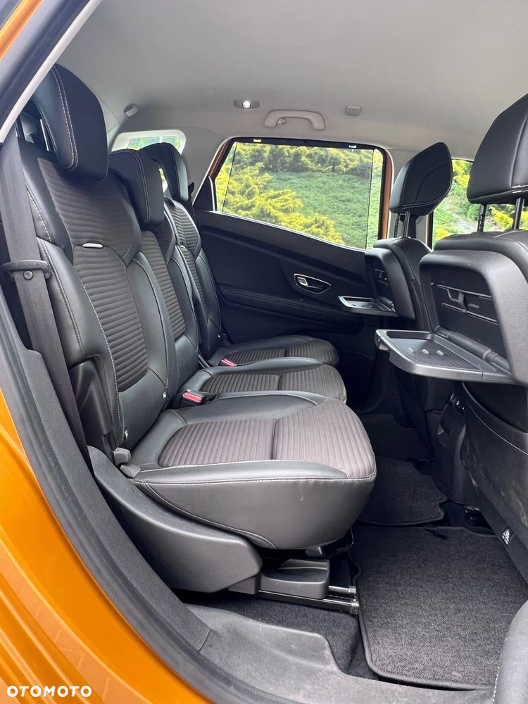 Renault Scenic - 28