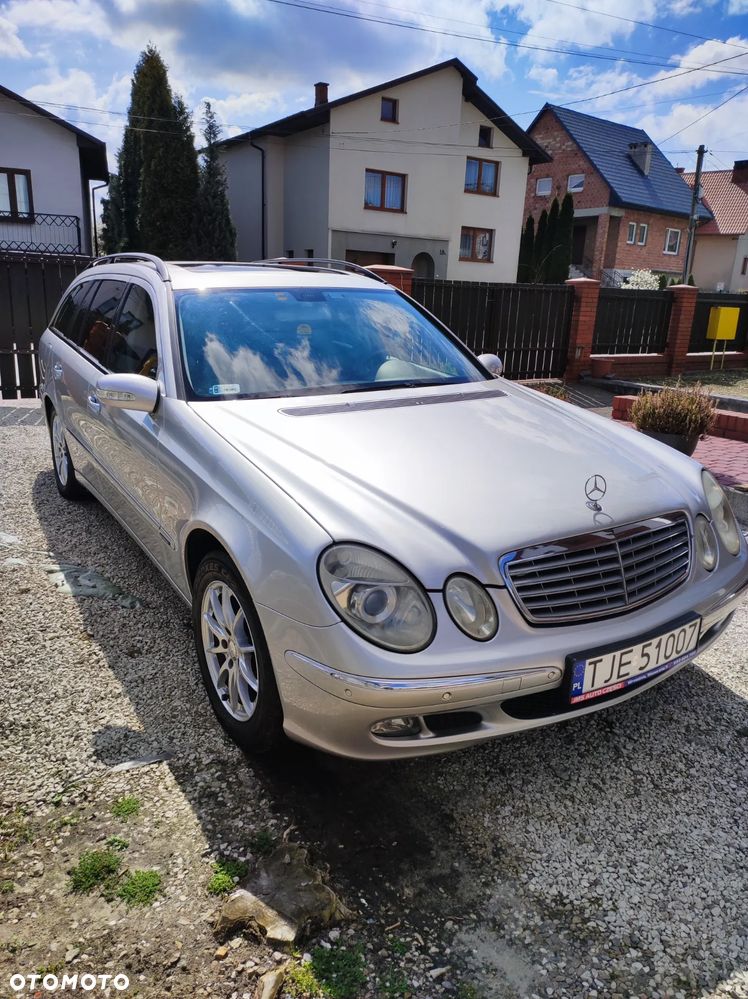 Mercedes-Benz Klasa E 200 T Kompressor Automatik Elegance - 2