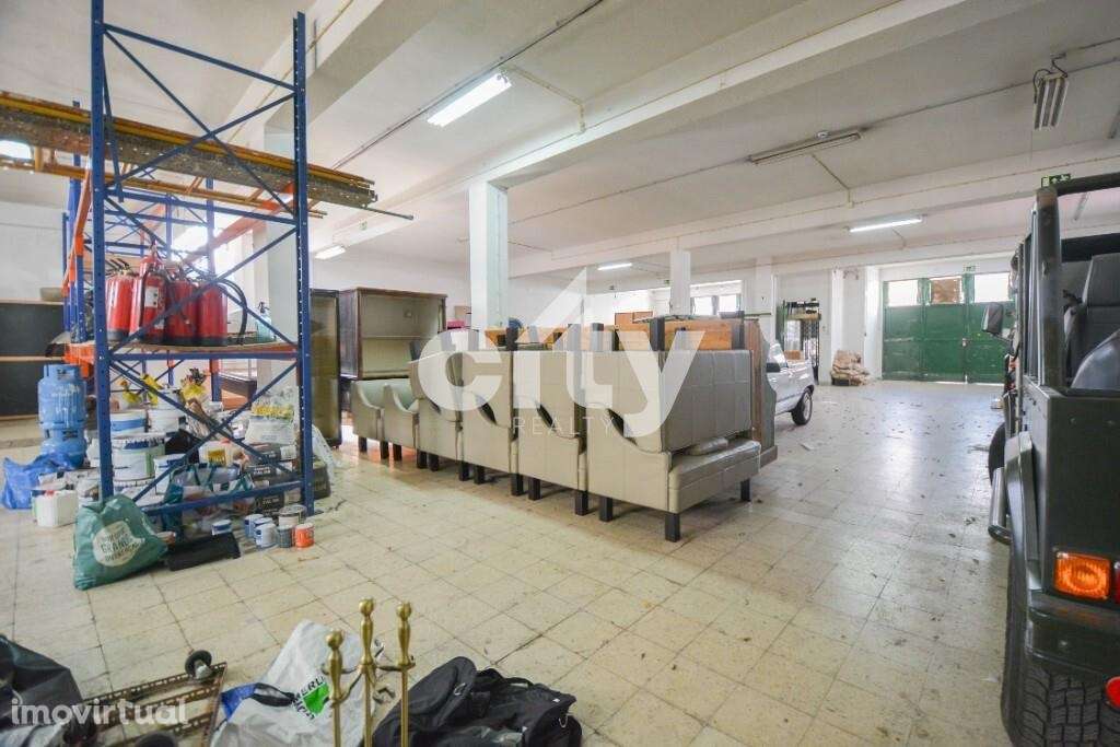 INVESTIMENTO - PRÉDIO EM ODIVELAS - VALE GRANDE - PONTINHA - Grande imagem: 4/27