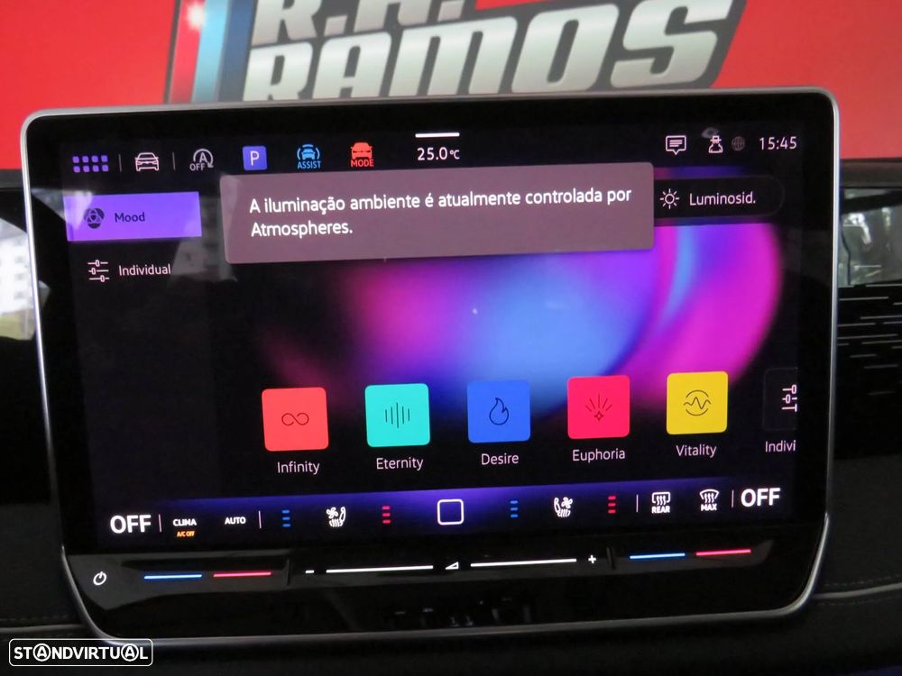 VW Tiguan 1.5 eTSI Elegance DSG - 42