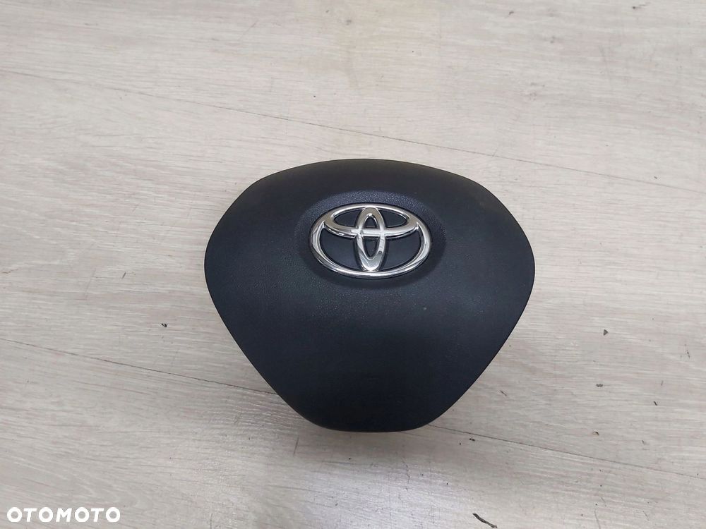 Toyota AYGO II poduszka kierowcy kierownicy przód AIR BAG - 1