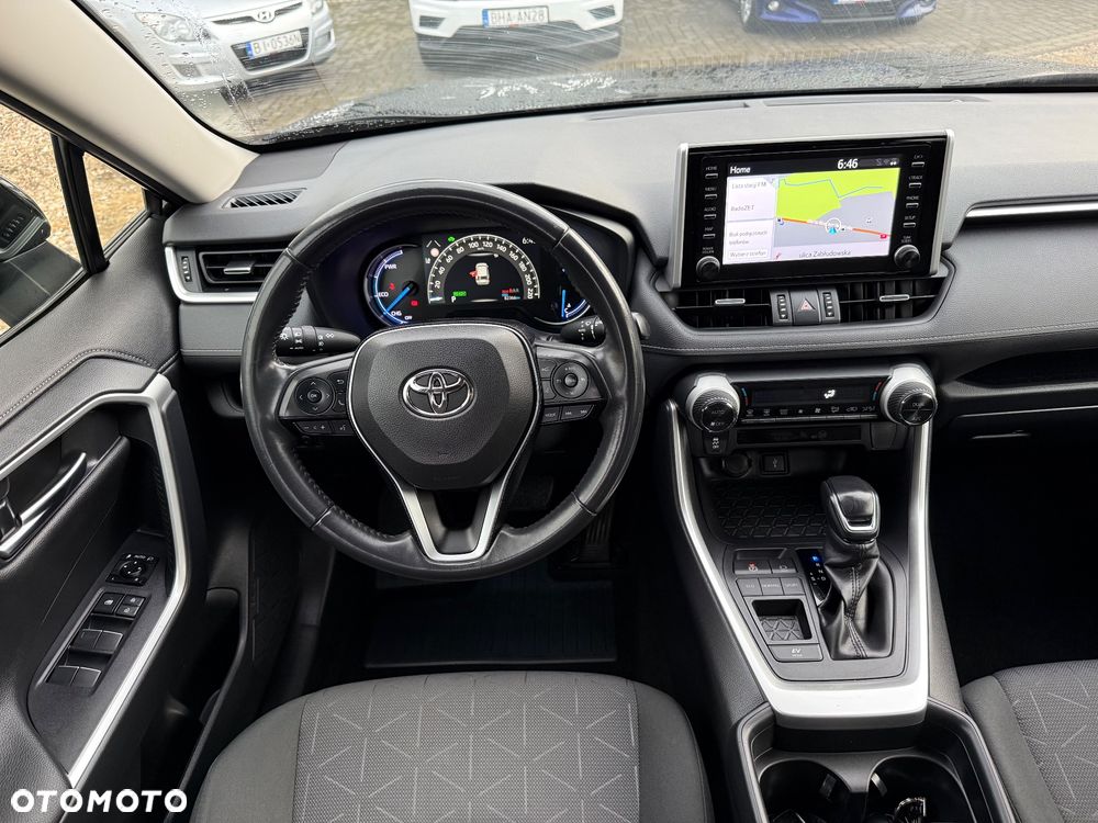 Toyota RAV4 Hybrid Premium 4x2 - 7