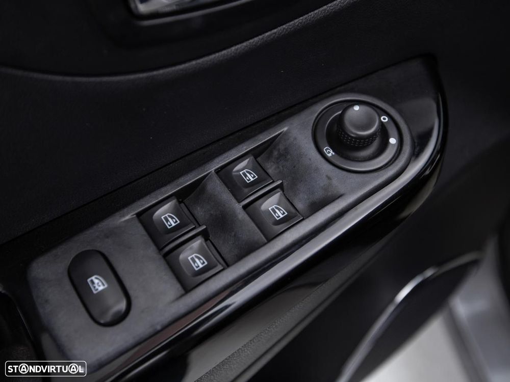Renault Captur - 12