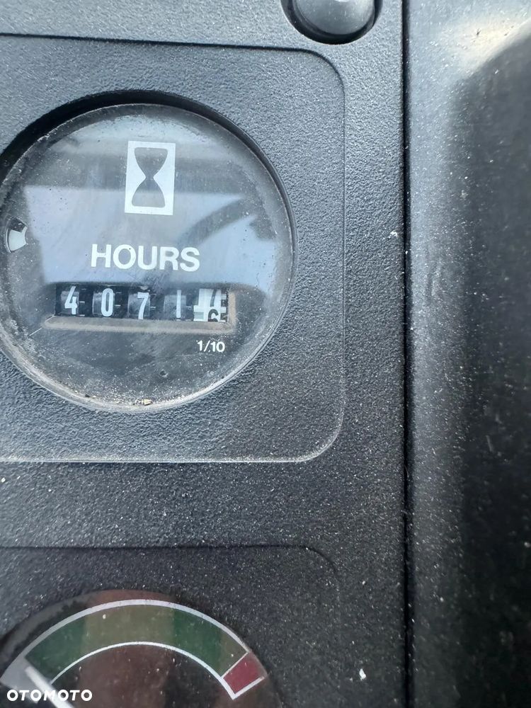 Hyster Yale GLP70 udzwig 7000 kg /Pozycjoner + przesuw /Kabina pełna / - 20