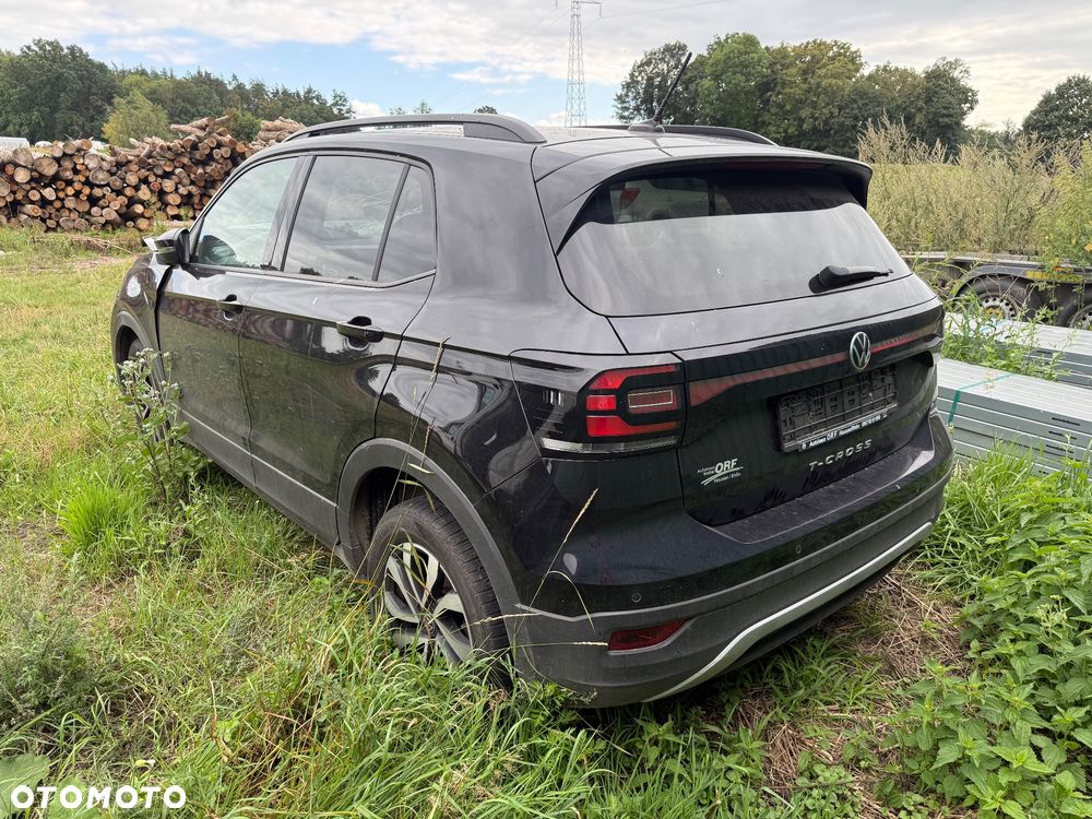 Volkswagen T-Cross - 3