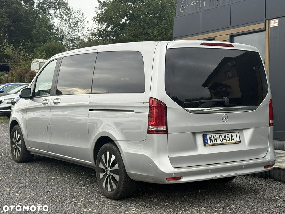 Mercedes-Benz V-Class 2023 photo 4