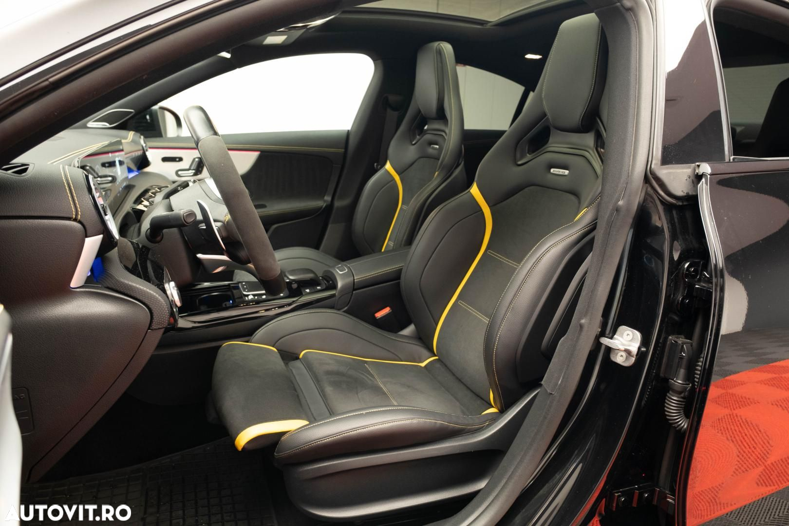Mercedes-Benz CLA - 11