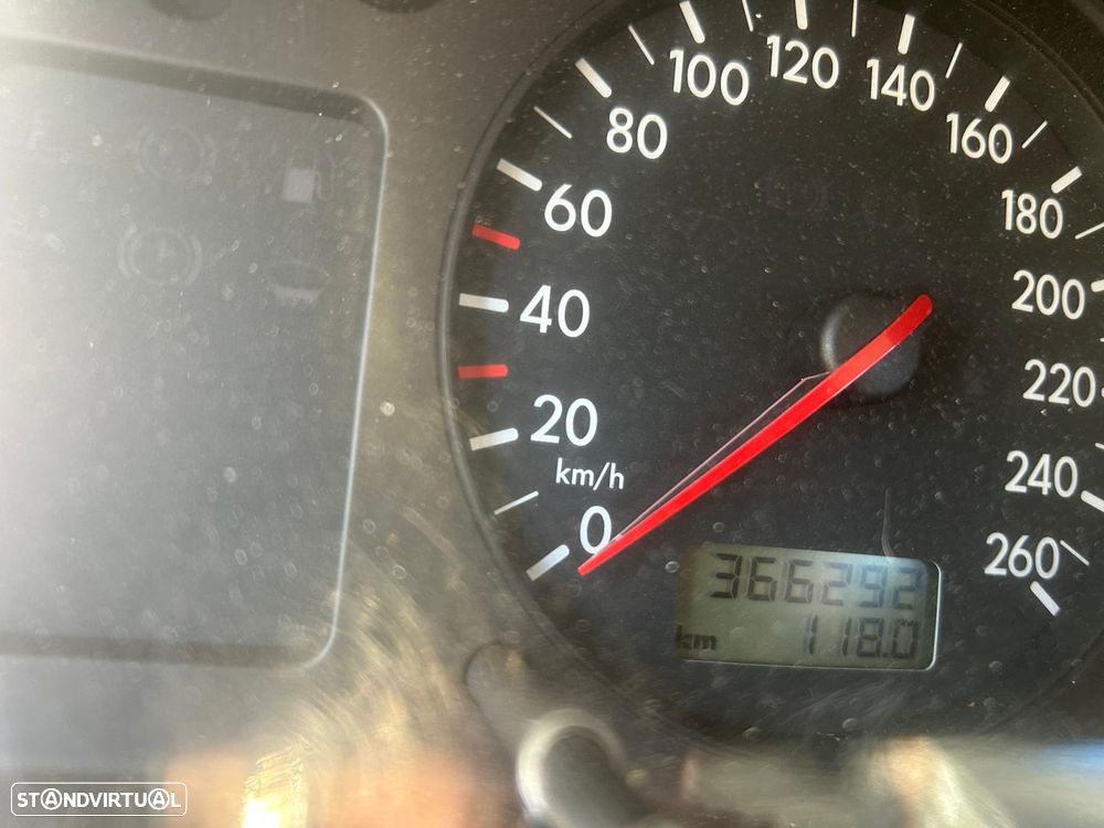 VW Golf - 4