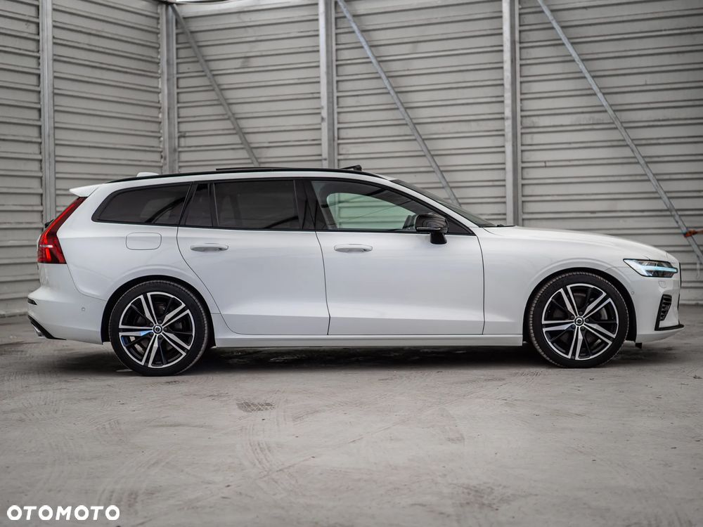 Volvo V60 T8 AWD Recharge Geartronic RDesign - 7