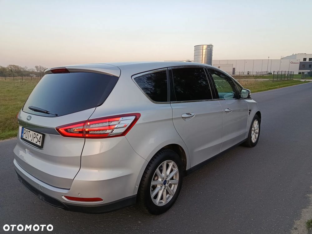 Ford S-Max - 25