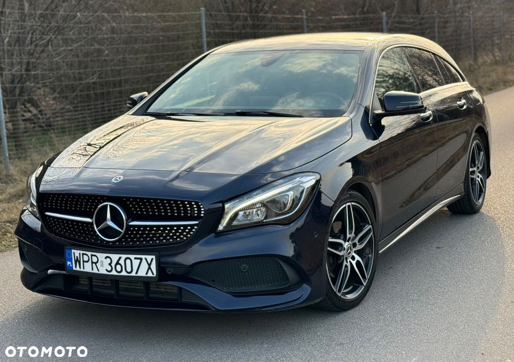 Mercedes-Benz CLA 180 AMG Line - 19