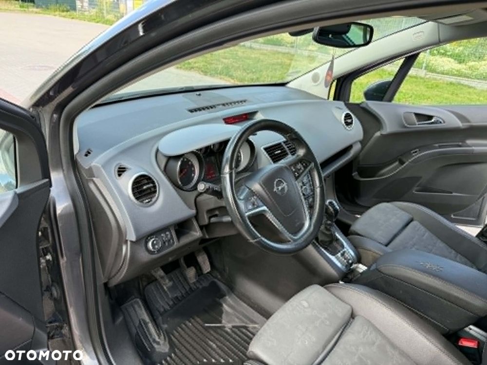 Opel Meriva 1.4 T Cosmo - 9