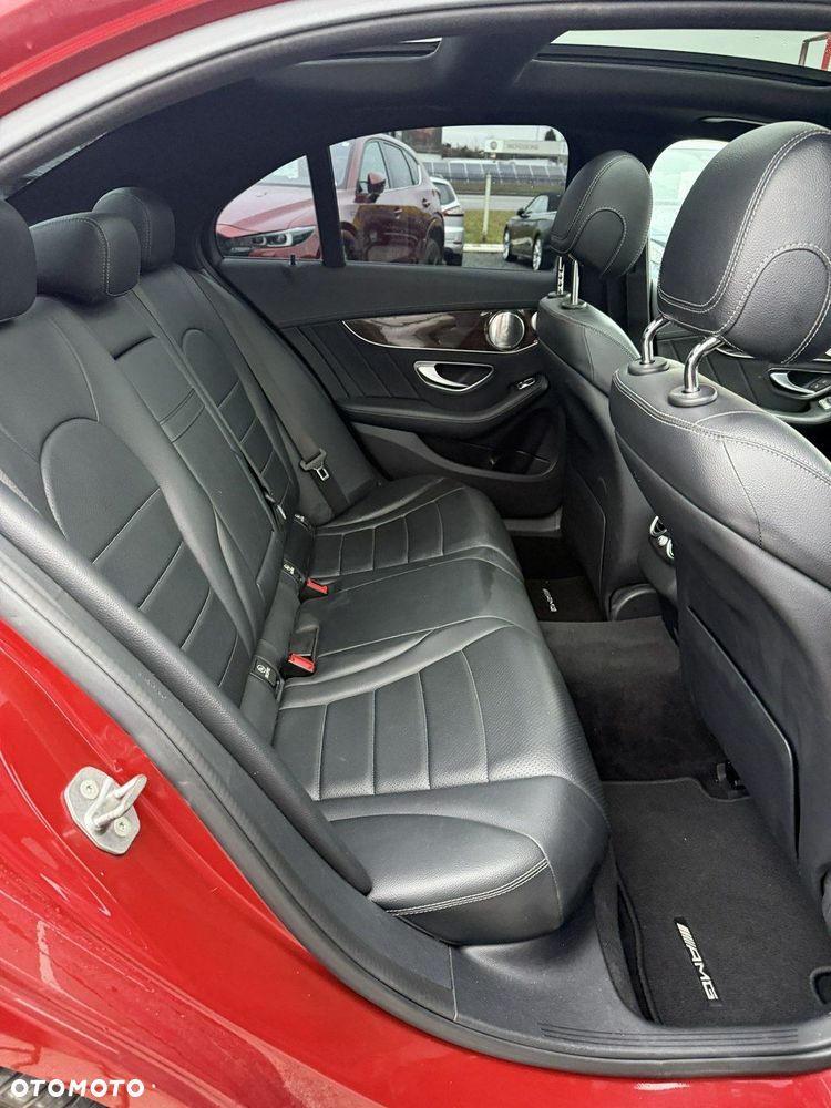 Mercedes-Benz Klasa C 300 7G-TRONIC AMG Line - 8