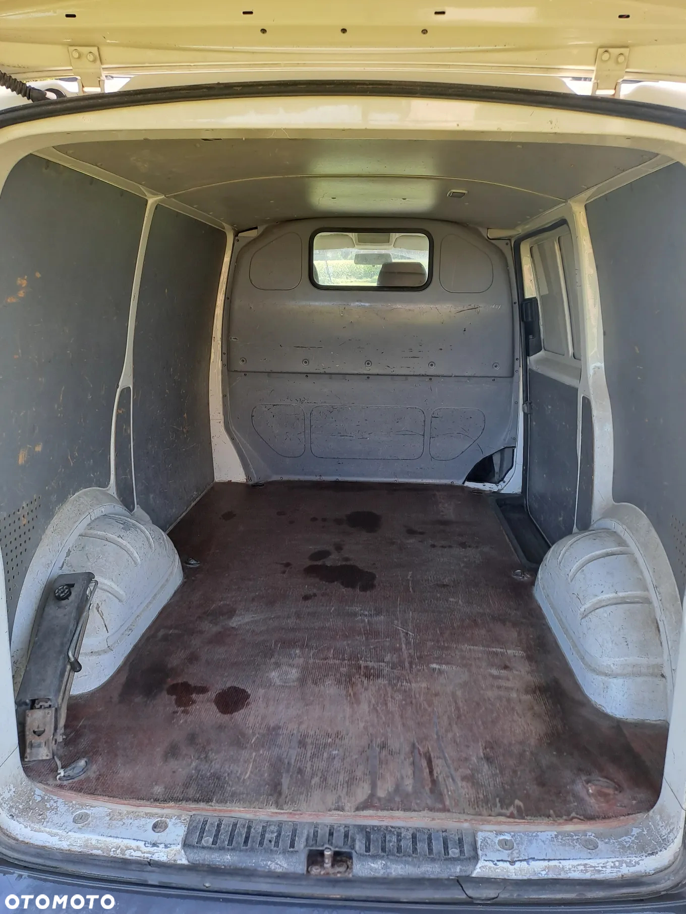 Volkswagen Transporter - 5
