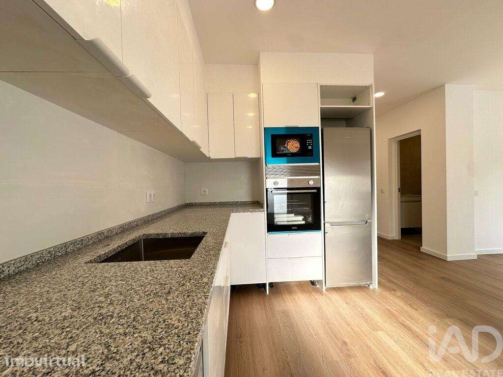 Apartamento T2 em Faro de 94 m2 - Grande imagem: 3/16