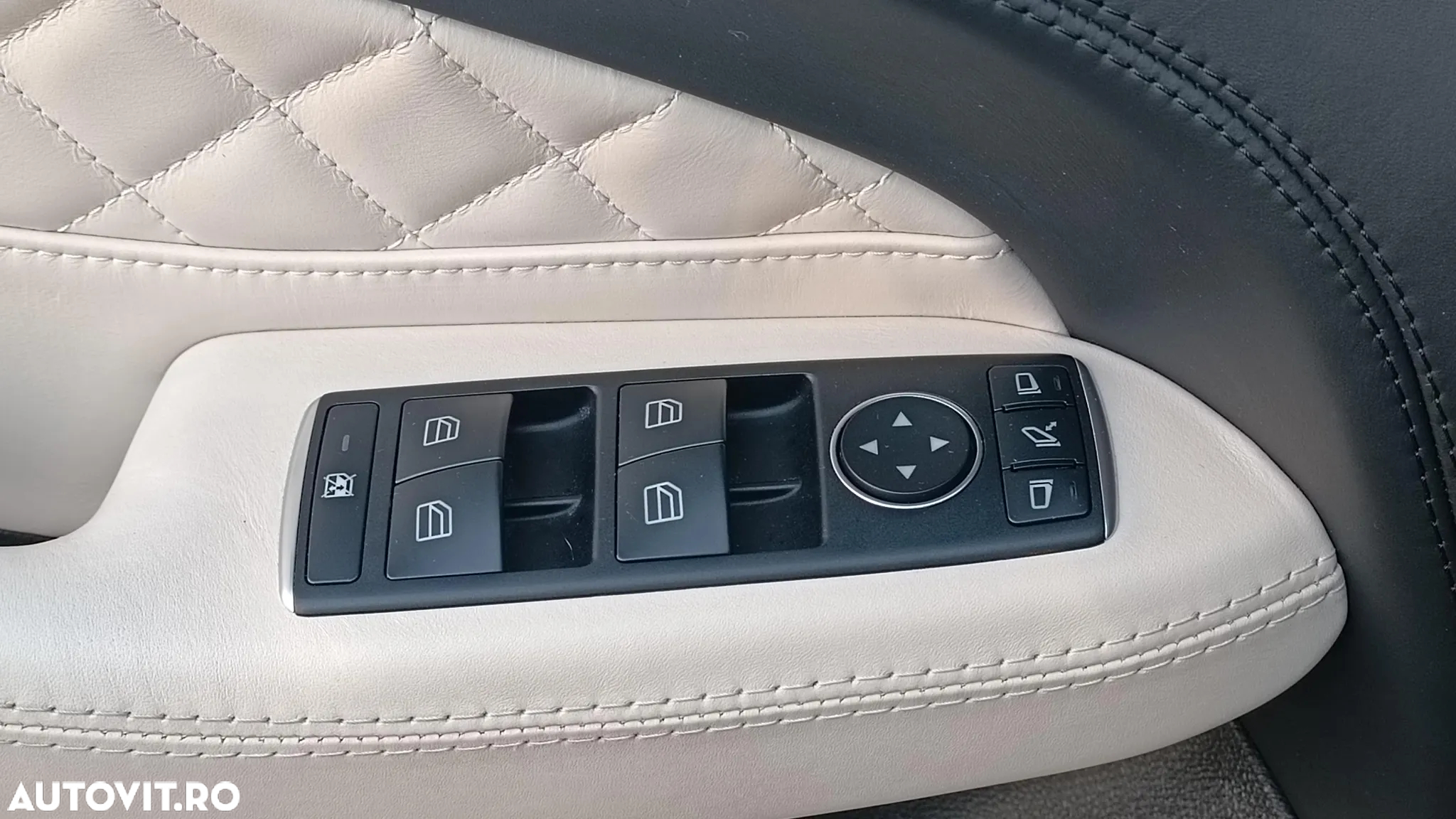 Mercedes-Benz GLE 350 d 4MATIC - 10