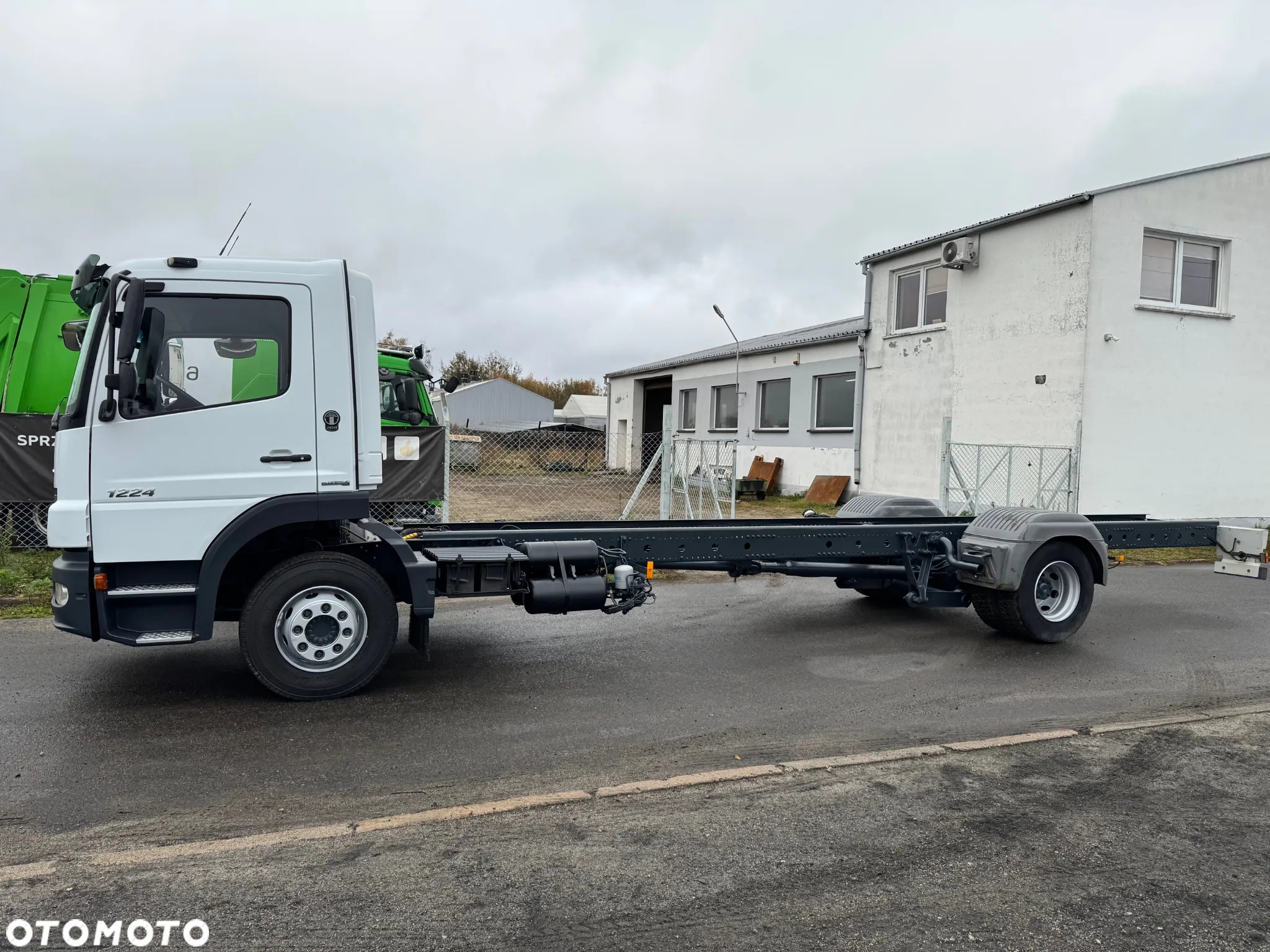 Mercedes-Benz 1224 L - 2