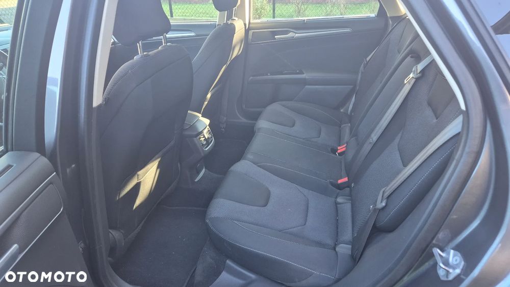 Ford Mondeo 2.0 TDCi Titanium - 10