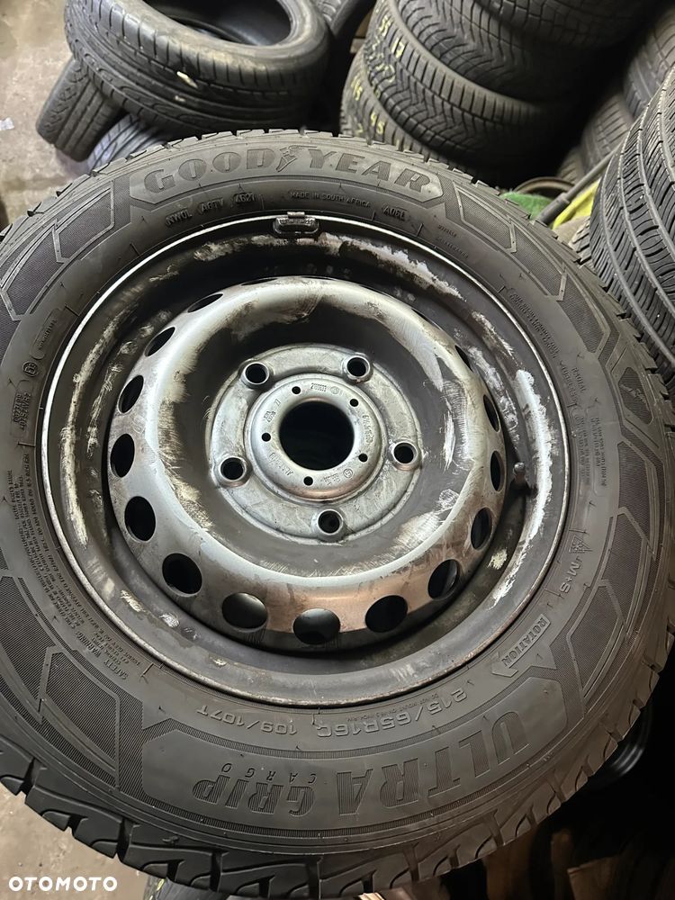 Koła zima Ford Transit Custom Good Year 215 65 R16 C - 1