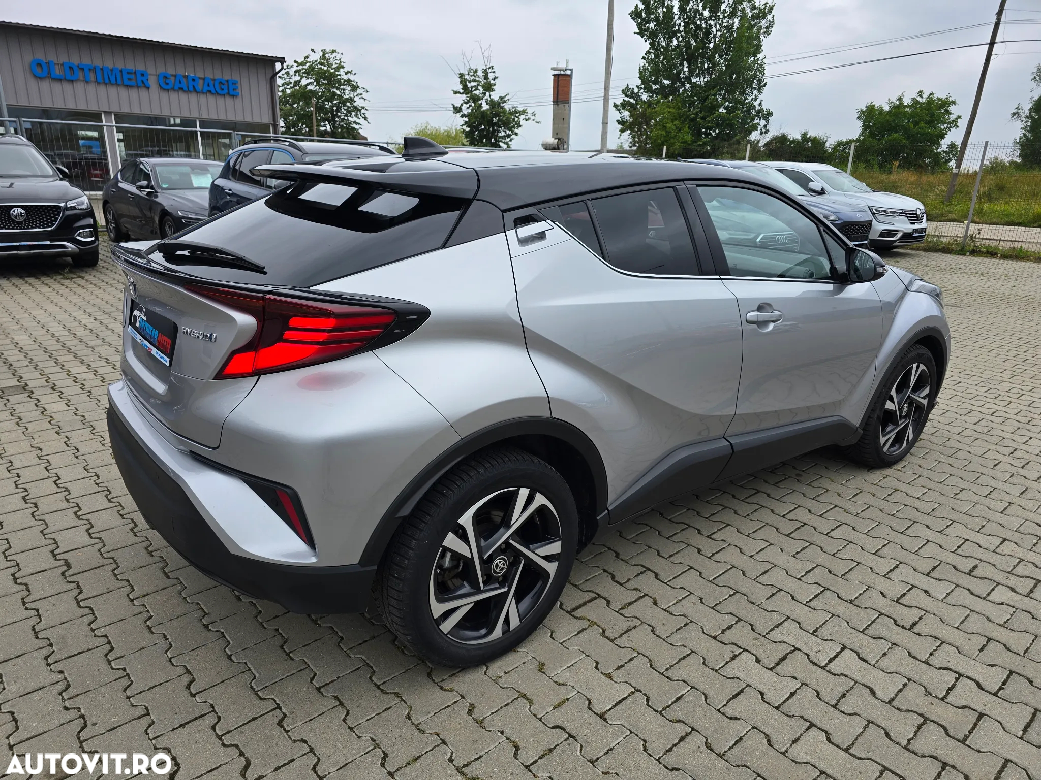 Toyota C-HR 1.8 HSD 122 CP 4x2 CVT C-ult Style bi-tone - 16