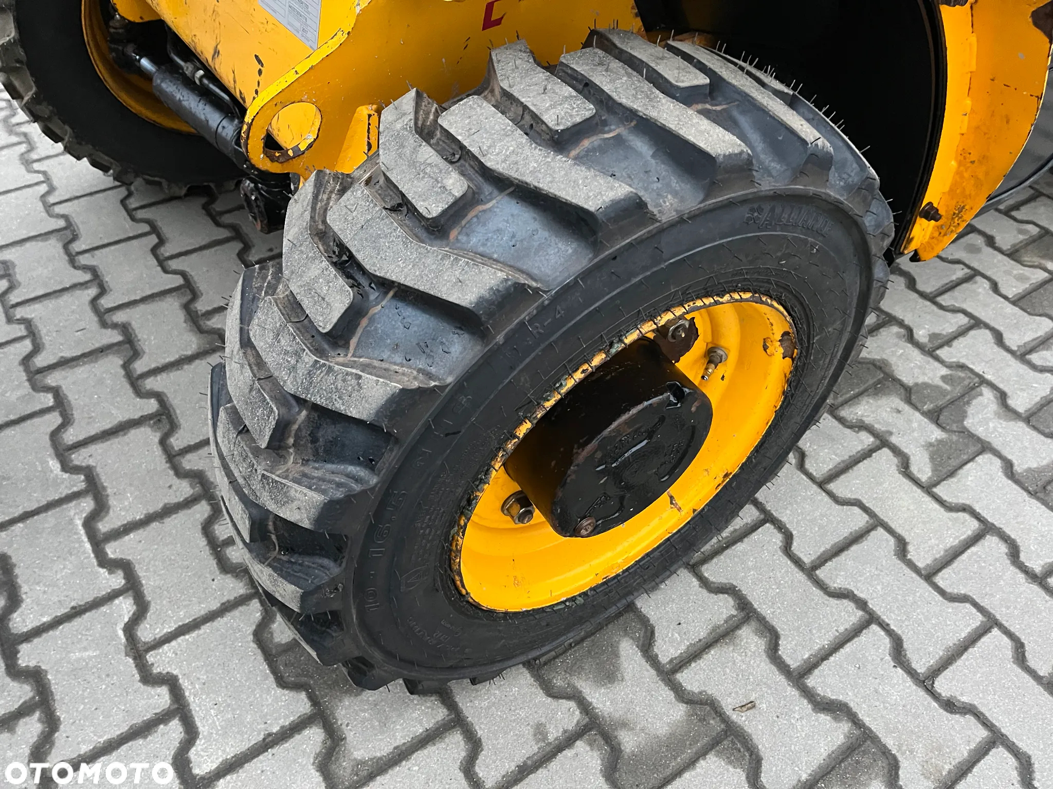 JCB 520-40 4WS - 17
