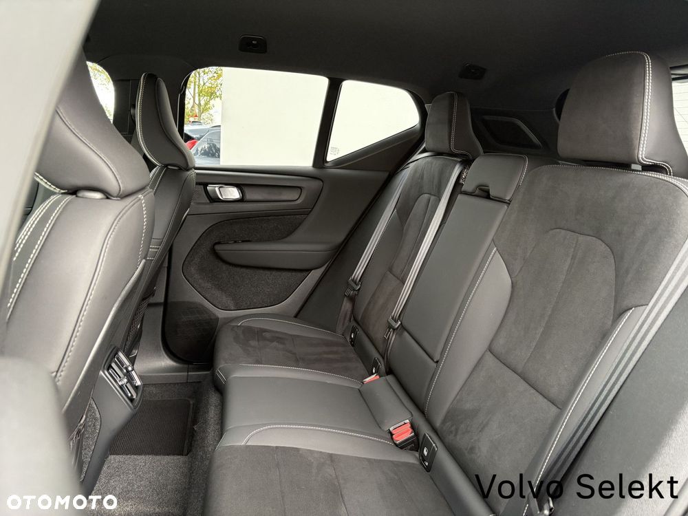 Volvo XC 40 - 21