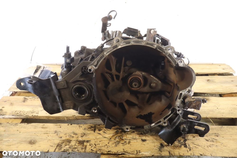 SKRZYNIA BIEGÓW 6 BIEGOWA KIA CEED I LIFT 1.6CRDI WAJ6H - 1